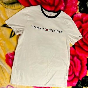 Tommy Hilfiger white tee
